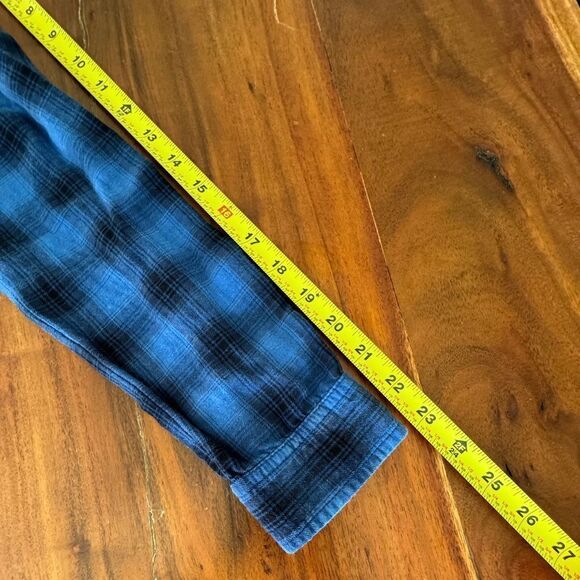 American Eagle boyfriend lightweight flannel button down button sleeve sz M - Picture 11 of 14
